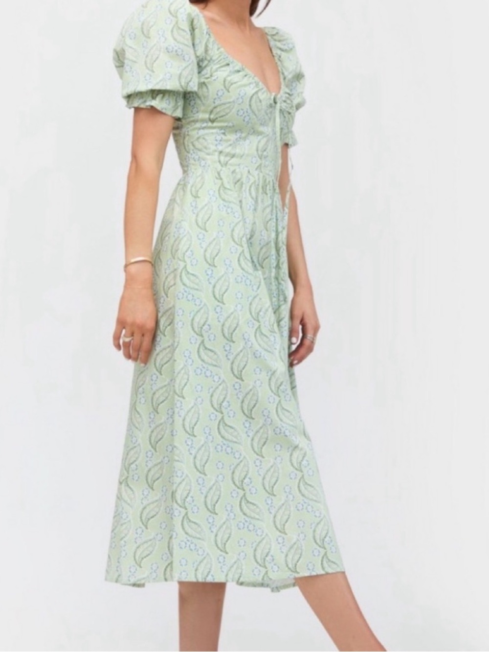 Hill House Ophelia Dress in Artist's Edition: F. Steiner & Co. Eucalyptus Floral - Picture 8 of 16